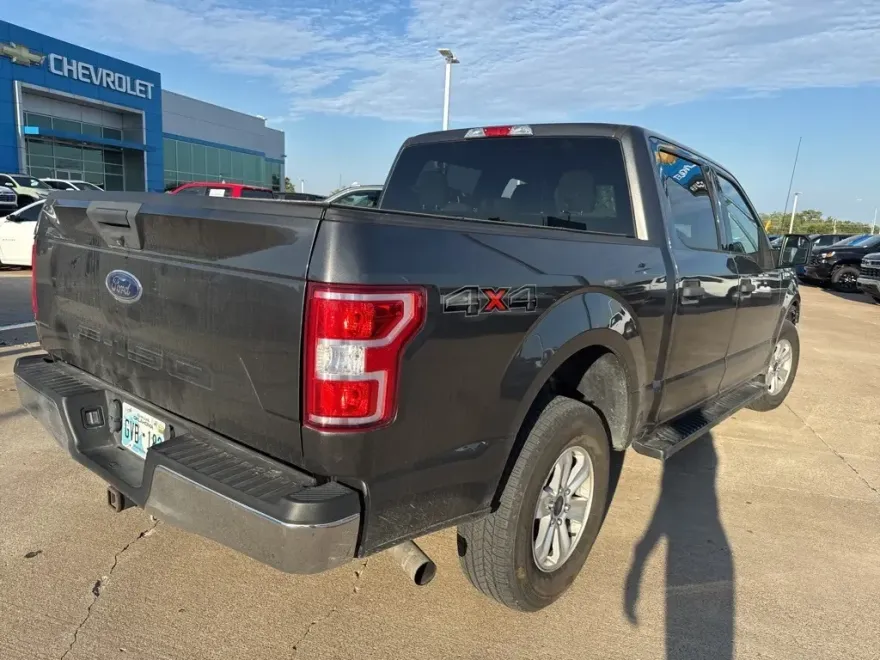 2019 Ford F-150 XLT photo 1