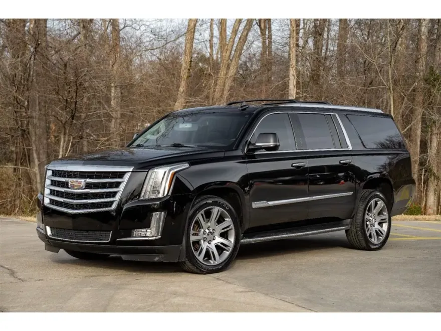 2019 Cadillac Escalade ESV Luxury photo 1