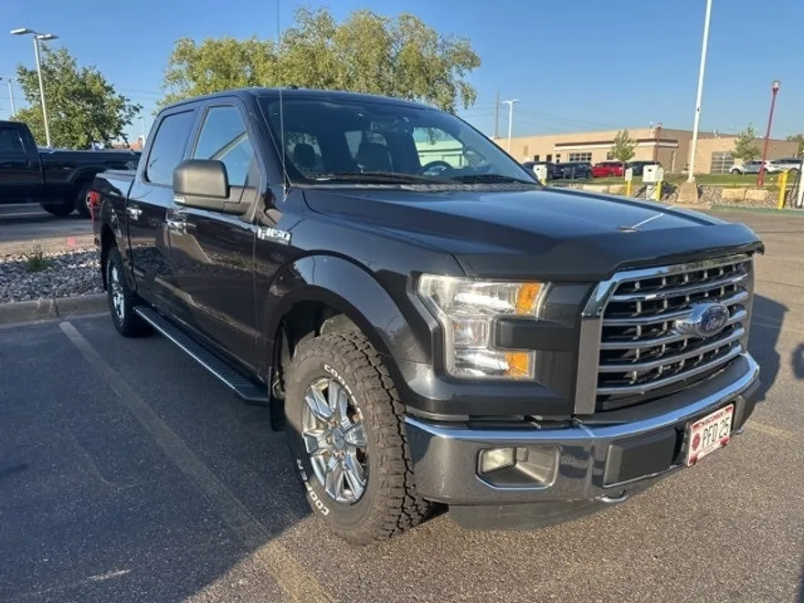 2015 Ford F-150 XLT photo 1