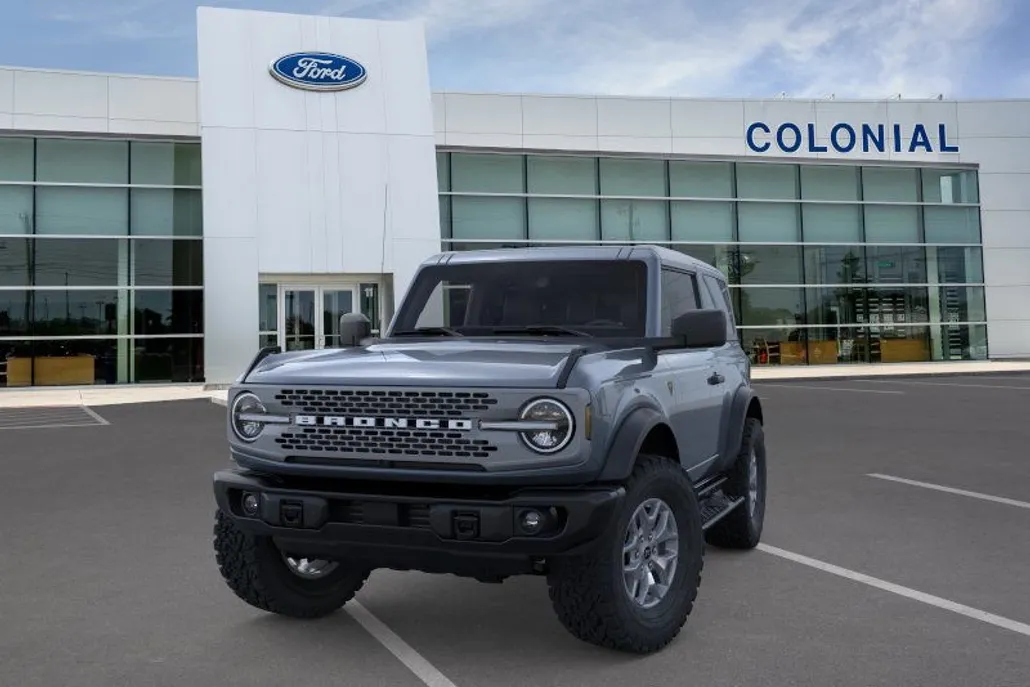 2025 Ford Bronco Badlands photo 1
