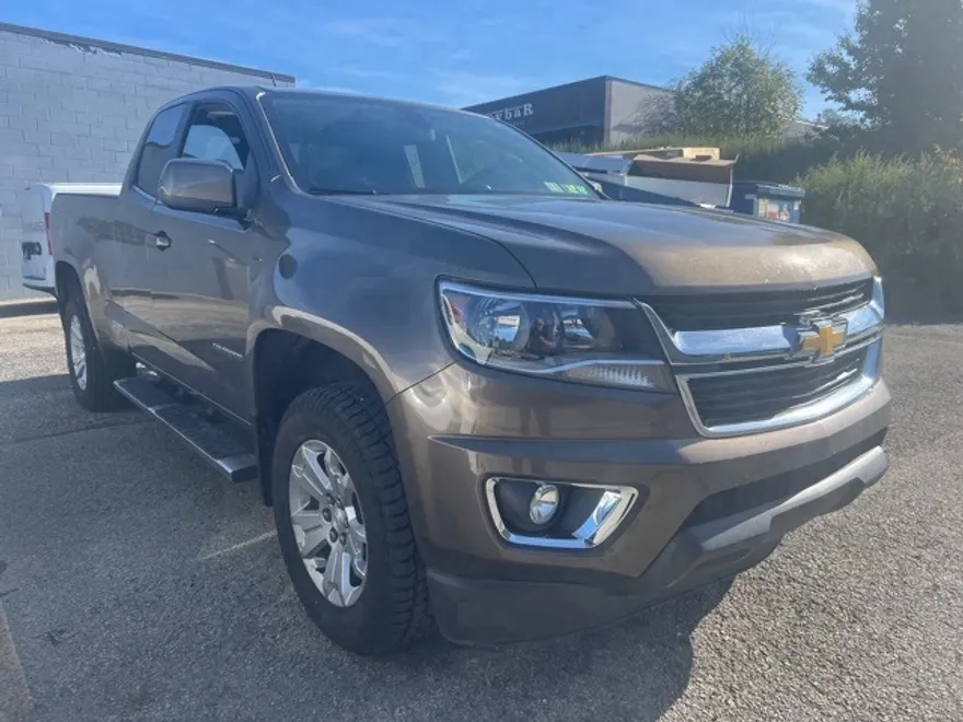 2016 Chevrolet Colorado LT photo 1