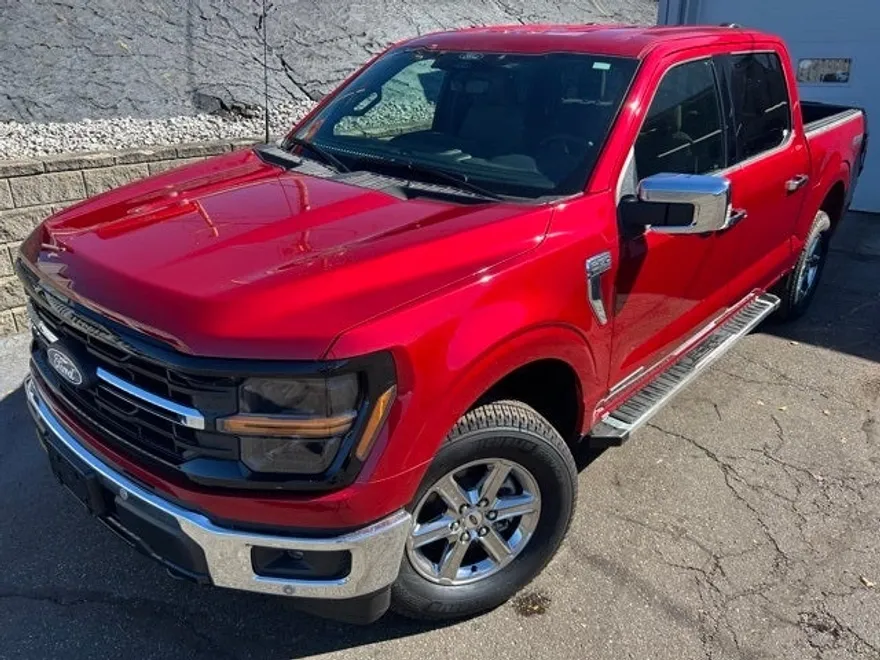 2025 Ford F-150 XLT photo 1