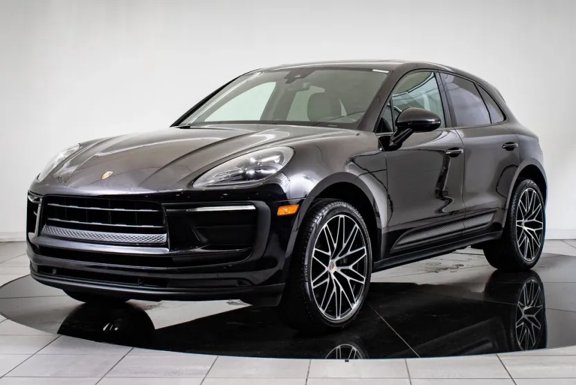 2022 Porsche Macan photo 1