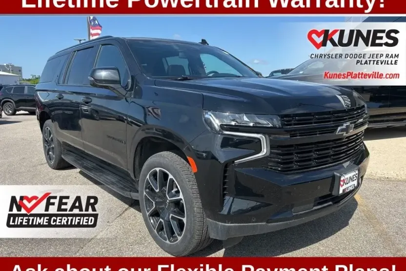 2024 Chevrolet Suburban RST photo 1