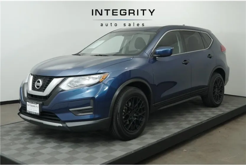2017 Nissan Rogue S photo 1