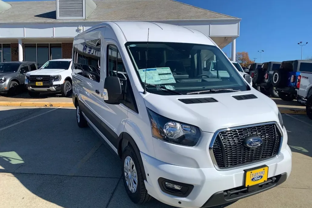 2024 Ford Transit XLT photo 1