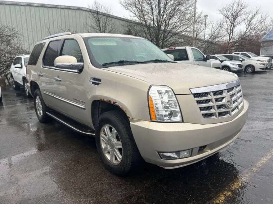 2008 Cadillac Escalade Base photo 1