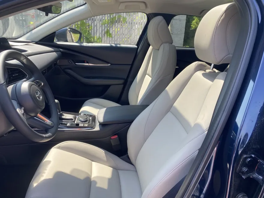 2025 Mazda CX-30 2.5 S Preferred photo 1