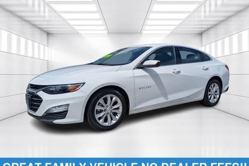 2023 Chevrolet Malibu 1LT photo 1