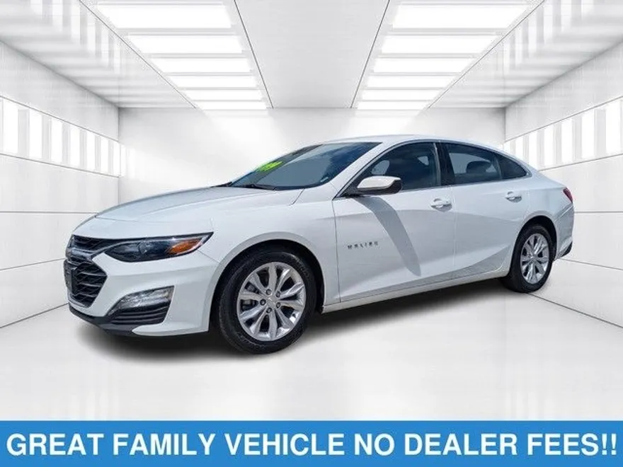 2023 Chevrolet Malibu 1LT photo 1