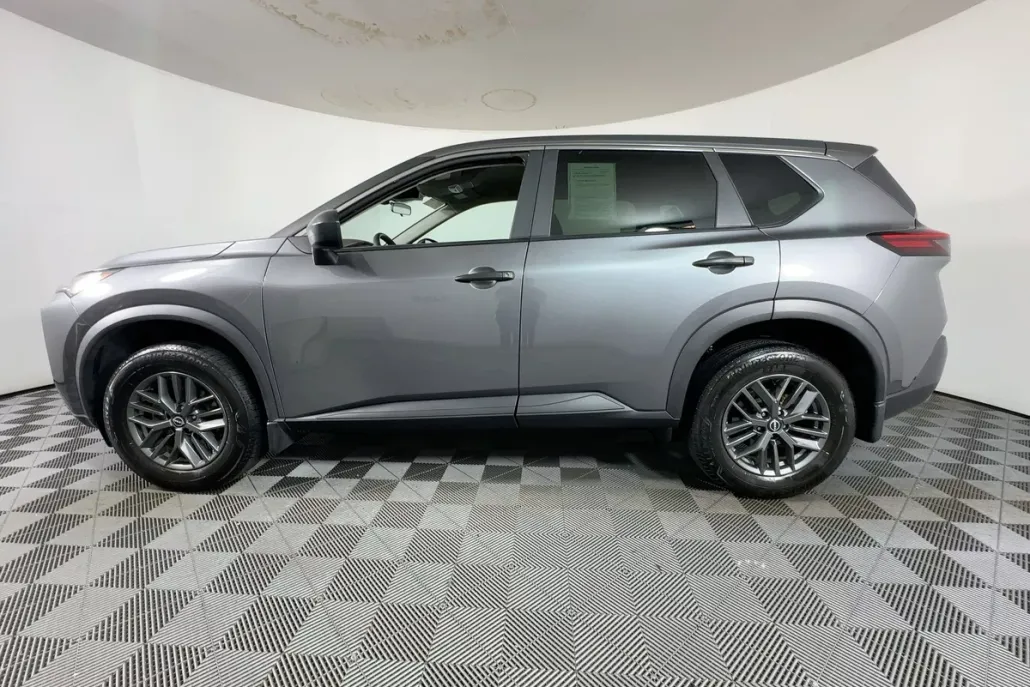 2023 Nissan Rogue S photo 1