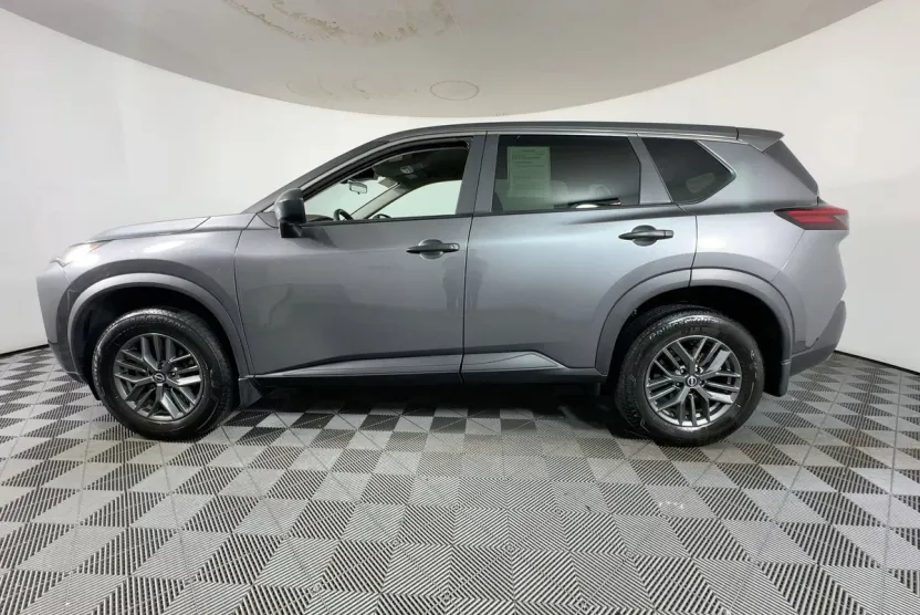 2023 Nissan Rogue S photo 1