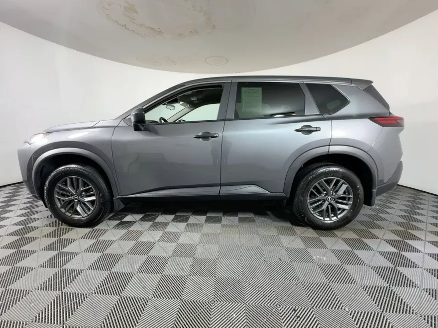 2023 Nissan Rogue S photo 1