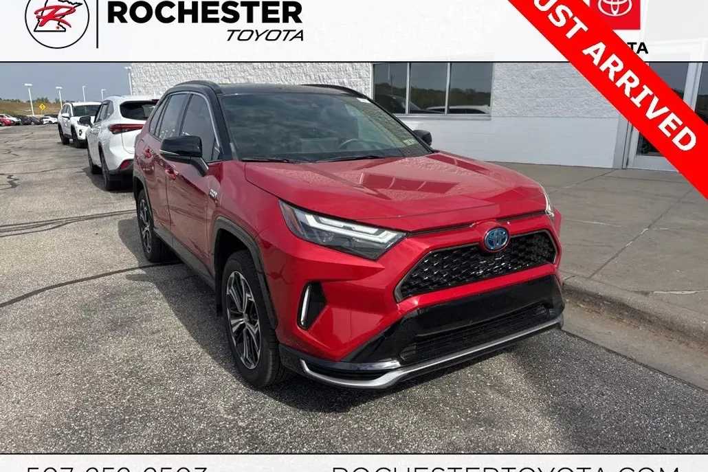 2024 Toyota RAV4 Prime XSE photo 1