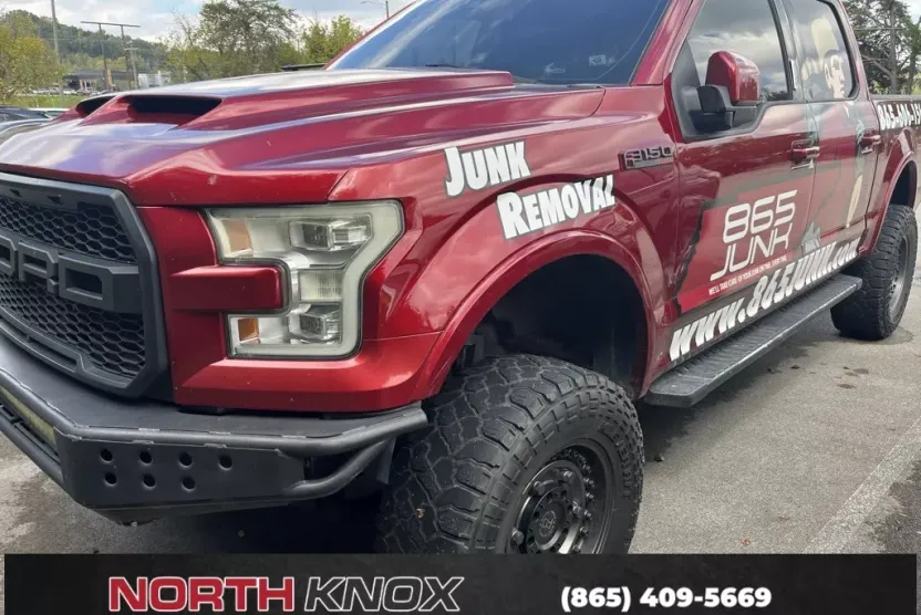 2016 Ford F-150 Lariat photo 1