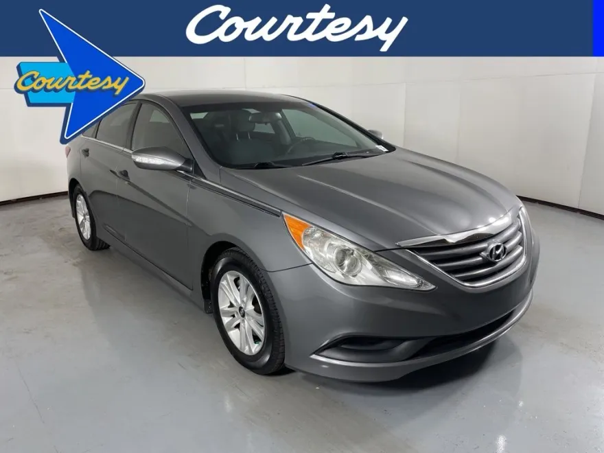 2014 Hyundai Sonata GLS photo 1