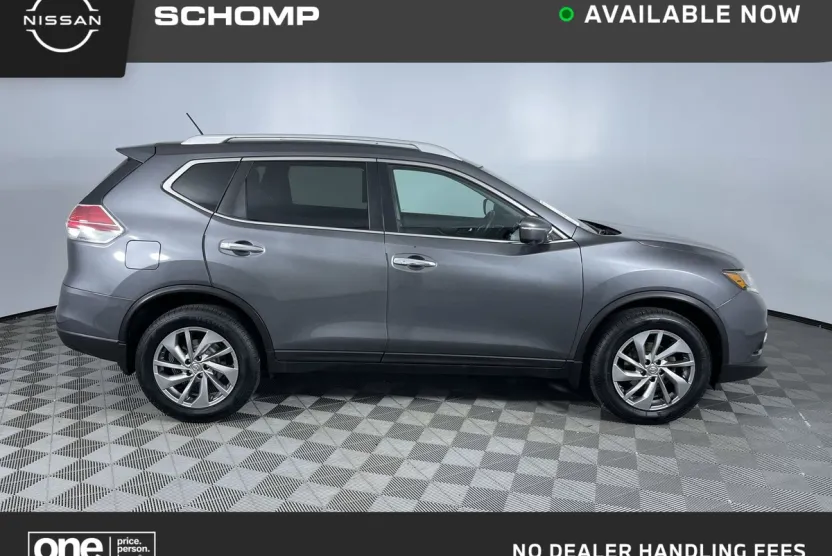 2015 Nissan Rogue SL photo 1