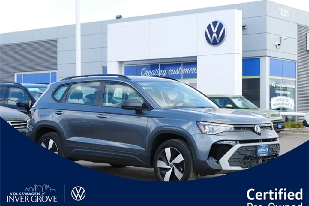 2025 Volkswagen Taos S photo 1