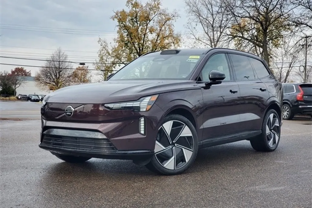 2025 Volvo EX90 Twin Motor Performance Ultra photo 1