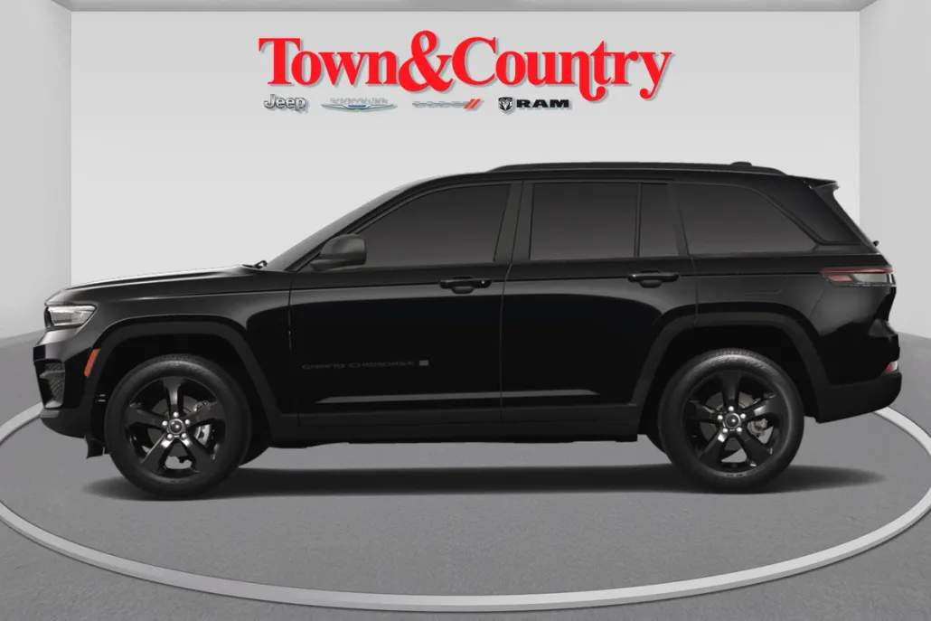 2025 Jeep Grand Cherokee Altitude photo 1