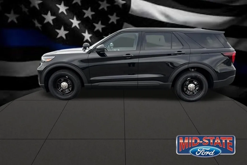 2025 Ford Explorer photo 1