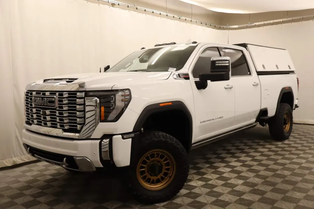 2024 Gmc Sierra HD Denali photo 1