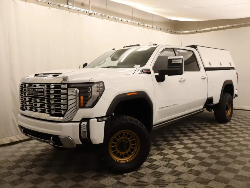 2024 Gmc Sierra HD Denali photo 1
