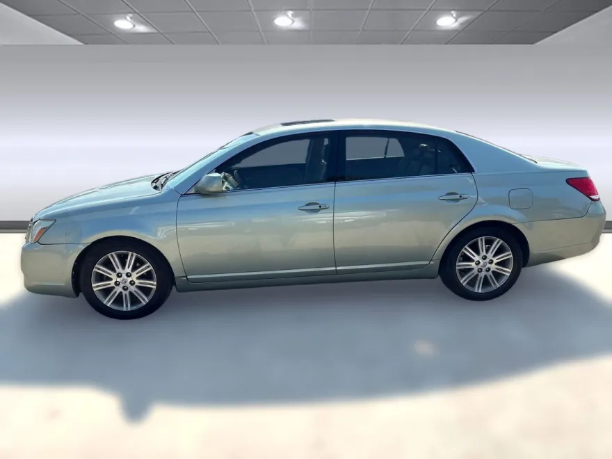 2006 Toyota Avalon Limited photo 1