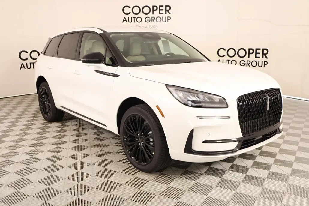 2025 Lincoln Corsair Premiere photo 1
