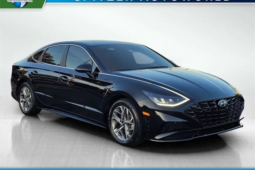 2023 Hyundai Sonata SEL photo 1