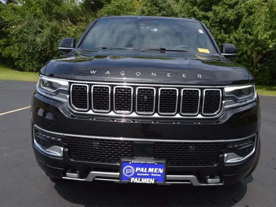 2024 Jeep Wagoneer L Series III photo 1