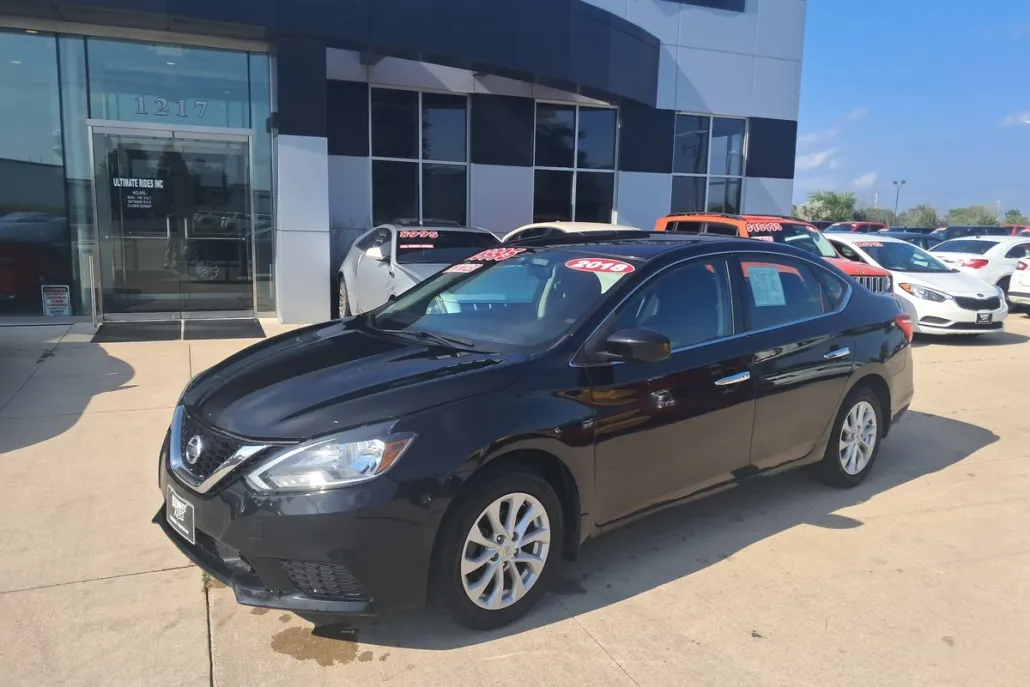 2018 Nissan Sentra SV photo 1