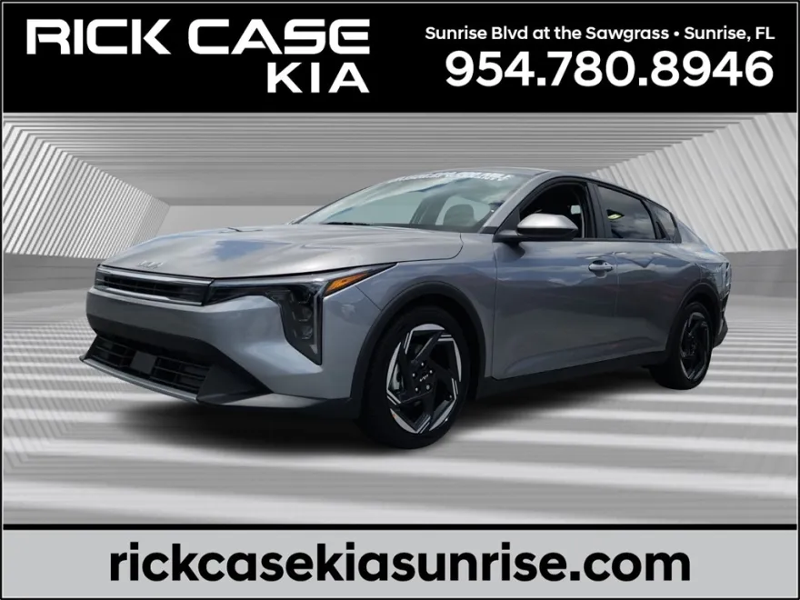 2025 Kia K4 EX photo 1