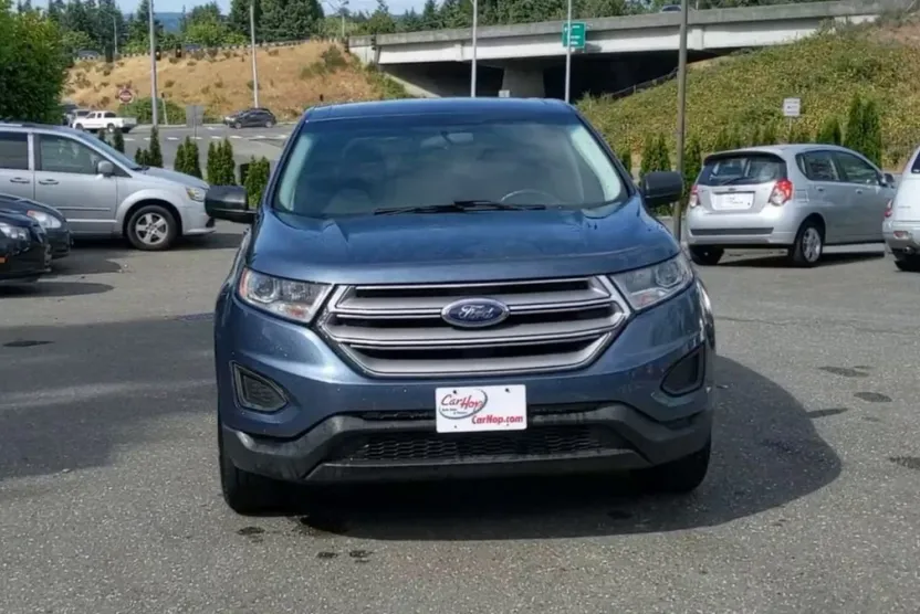 2018 Ford Edge SE photo 1