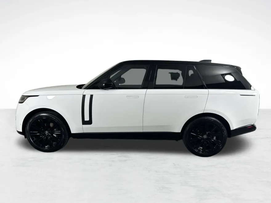 2025 Land Rover Range Rover SE photo 1