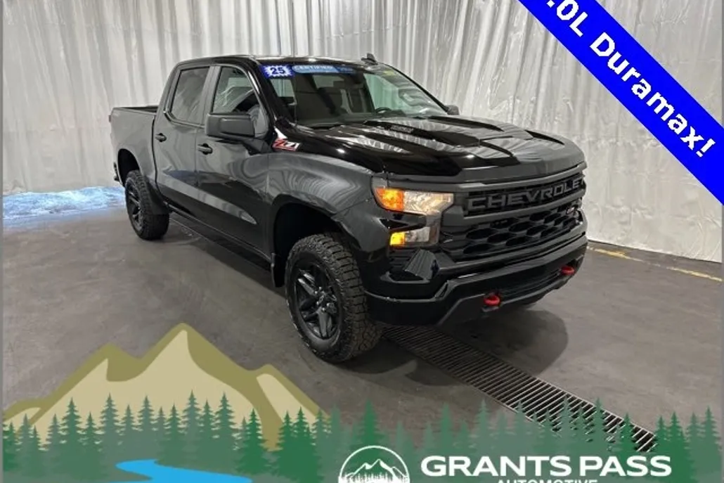 2025 Chevrolet Silverado 1500 Custom Trail Boss photo 1