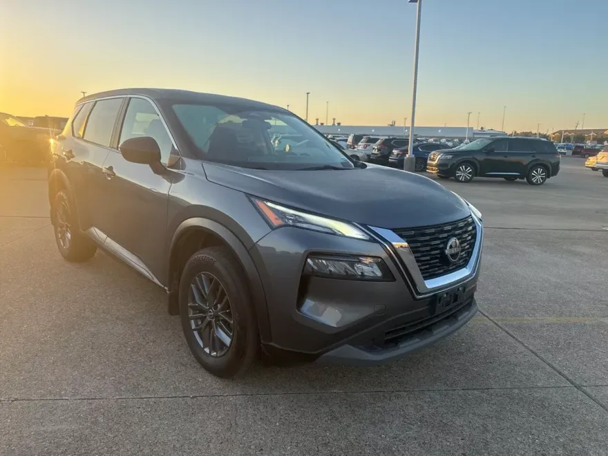 2023 Nissan Rogue S photo 1