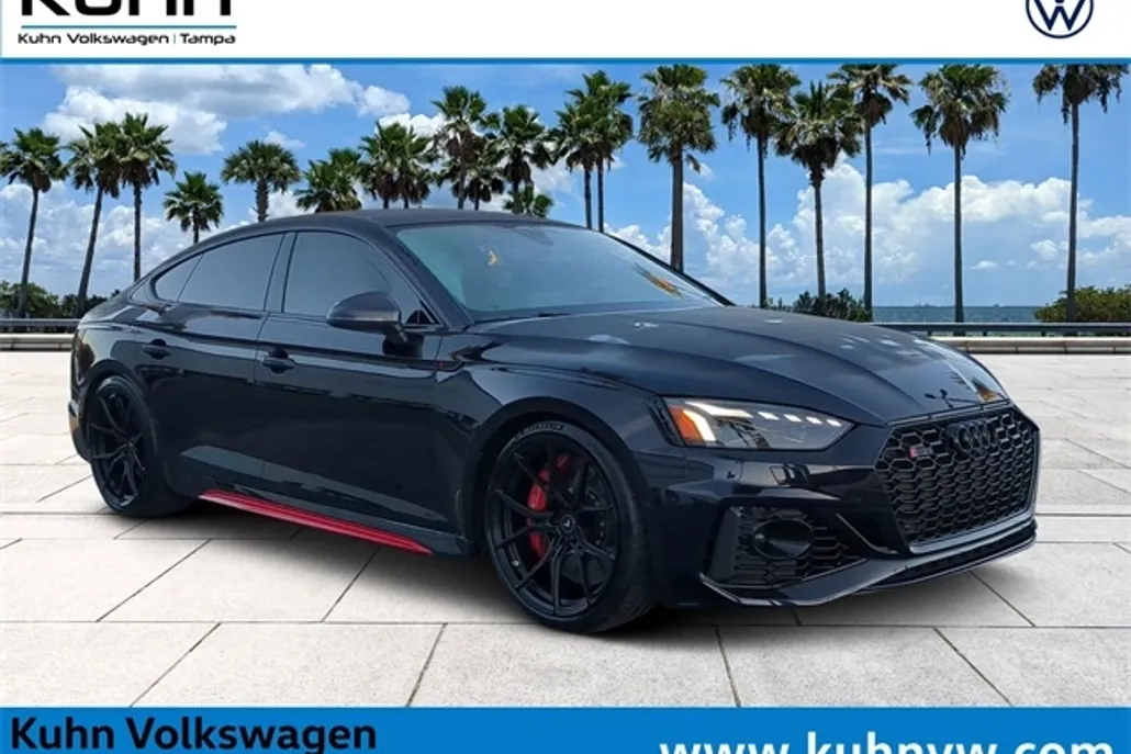 2023 Audi RS 5 photo 1