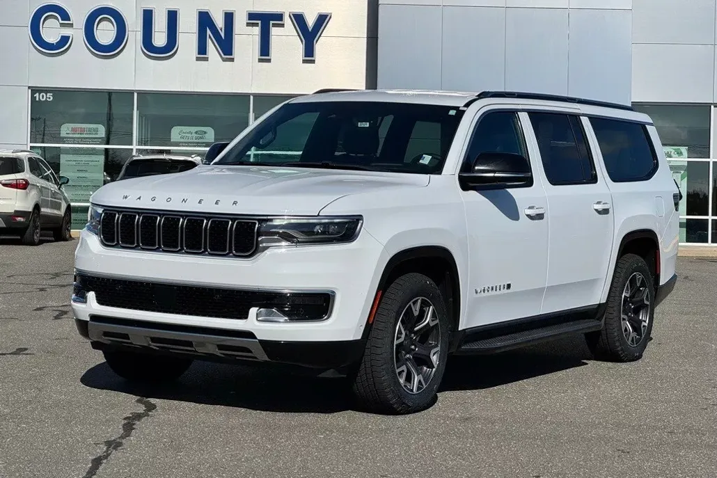 2024 Jeep Wagoneer L Series III photo 1