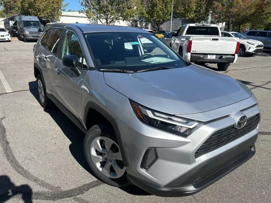 2025 Toyota RAV4 LE photo 1