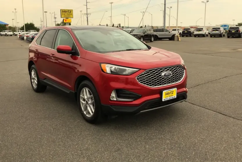 2024 Ford Edge SEL photo 1