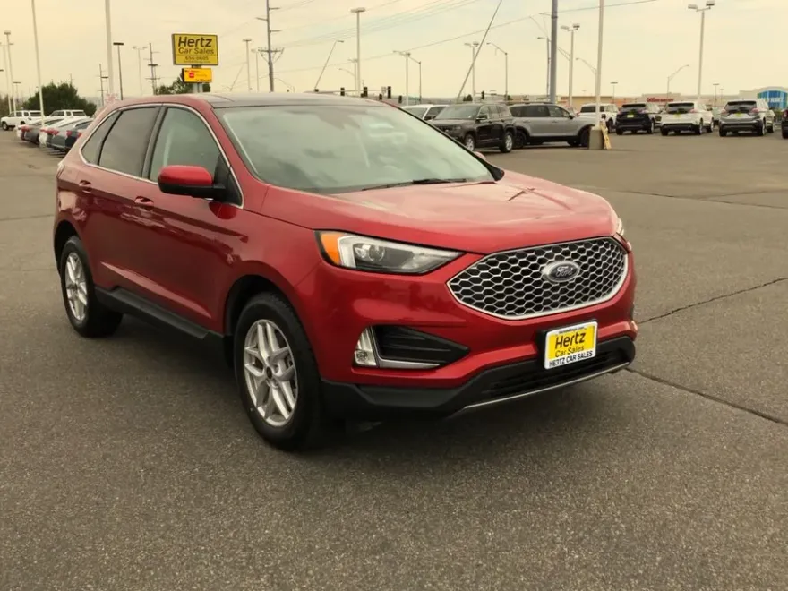 2024 Ford Edge SEL photo 1