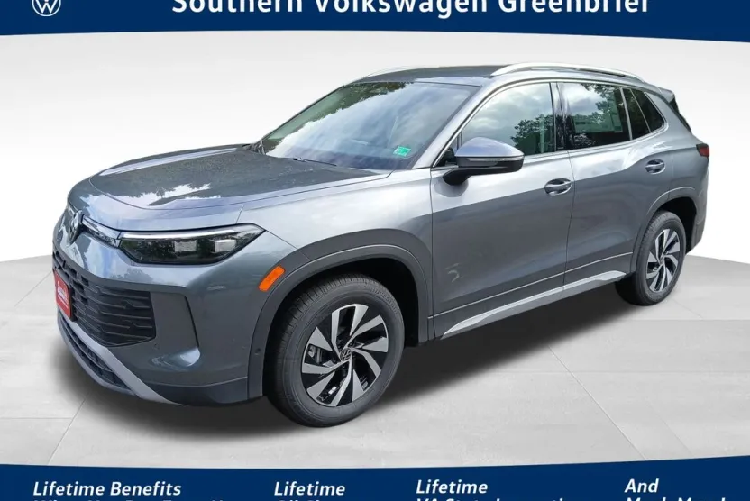 2025 Volkswagen Tiguan S photo 1