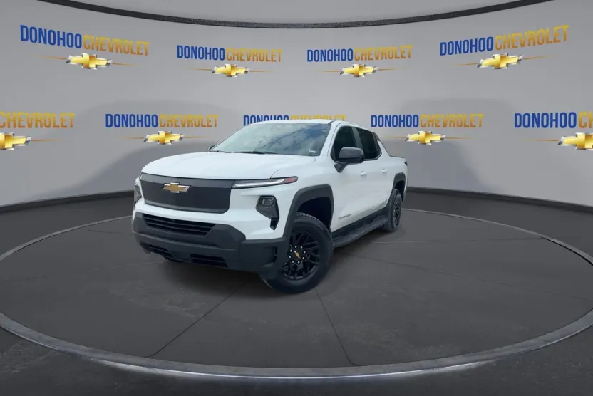 2024 Chevrolet Silverado EV Work Truck photo 1