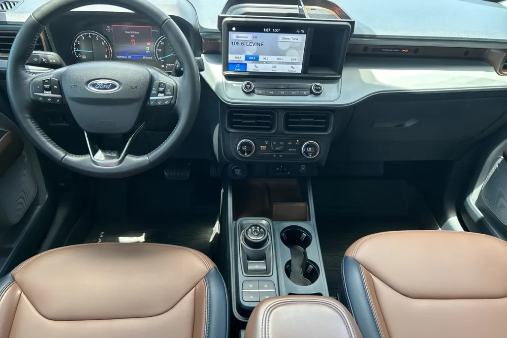 2022 Ford Maverick Lariat photo 1