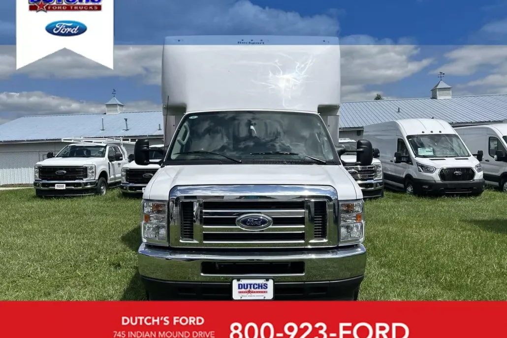 2025 Ford E-450 photo 1