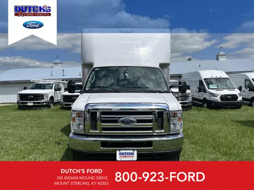 2025 Ford E-450 photo 1