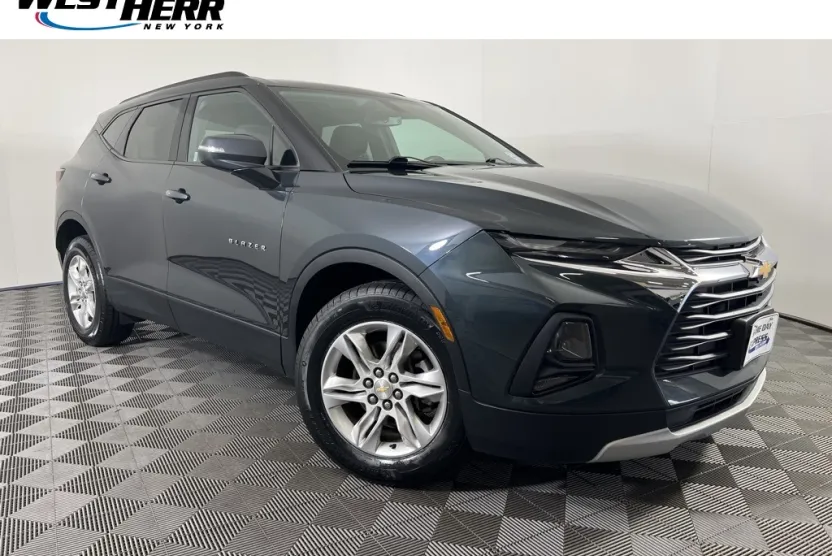 2019 Chevrolet Blazer Base 2LT photo 1