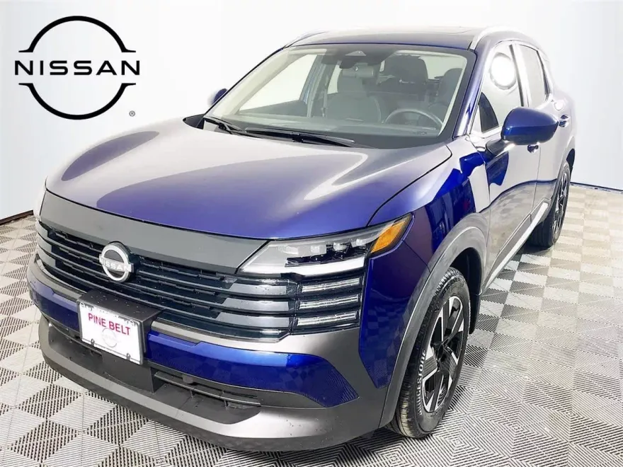 2025 Nissan Kicks SV photo 1