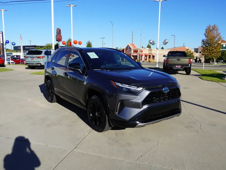 2023 Toyota RAV4 Hybrid XSE photo 1